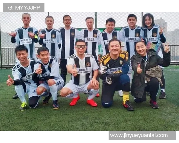 杭州足球队的拼搏之路与城市联赛的荣耀追逐